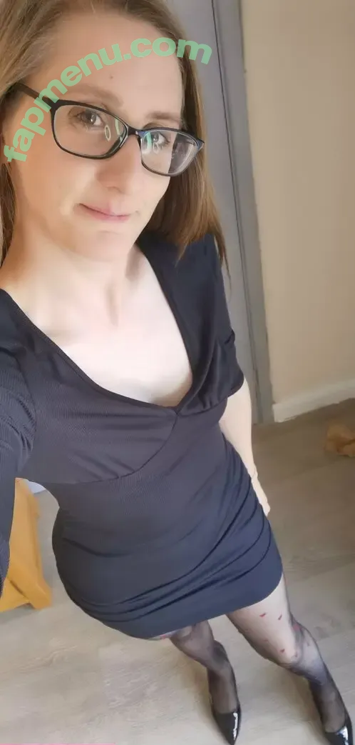 aprilvaye nude photo #0025 (sua_ve)