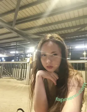 Ara ZygZu / reel nude photo #0084