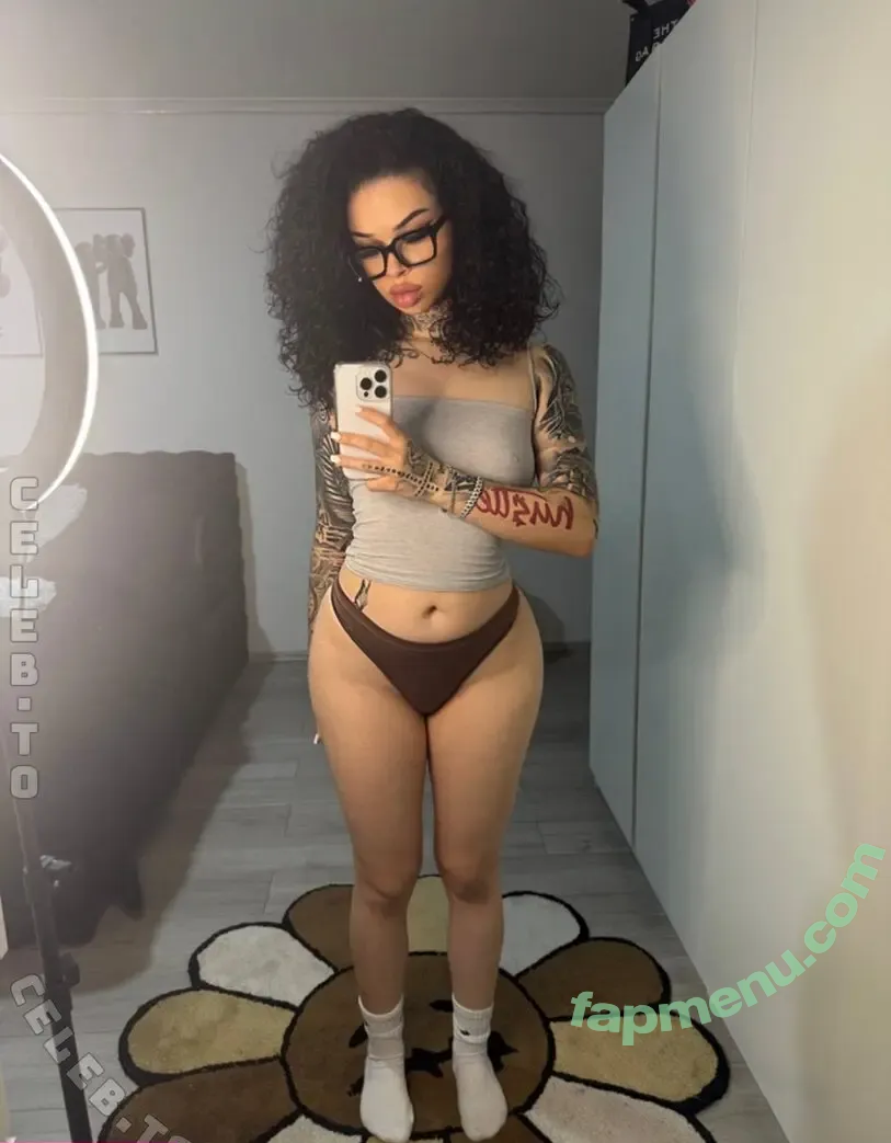 Arab1an nude photo #0024 (aintshittonya / reallytonyaa)