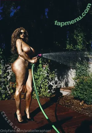Arabelle Raphael / arabelleraphael / mommyarabelle nude photo #0444