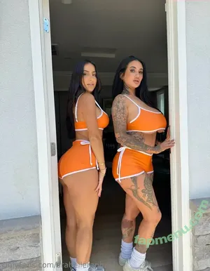 arabelleraphael / Arabelle Raphael nude photo #0159