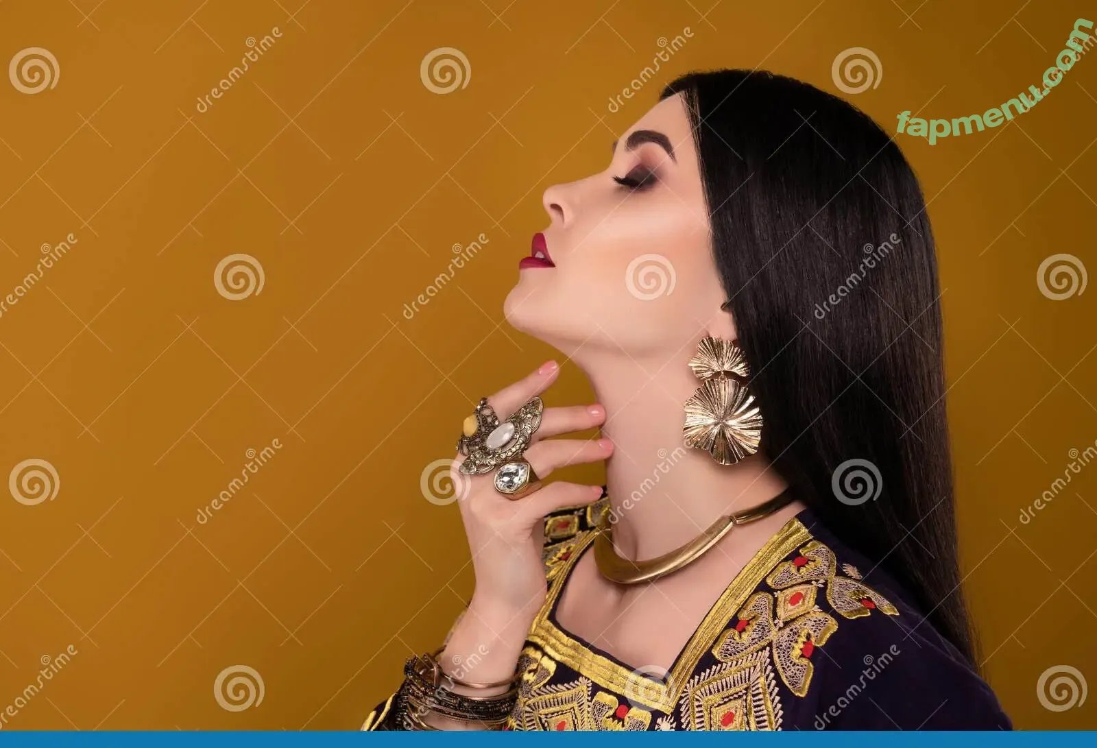 arabianqueen nude photo #0006 (arabianqueen)