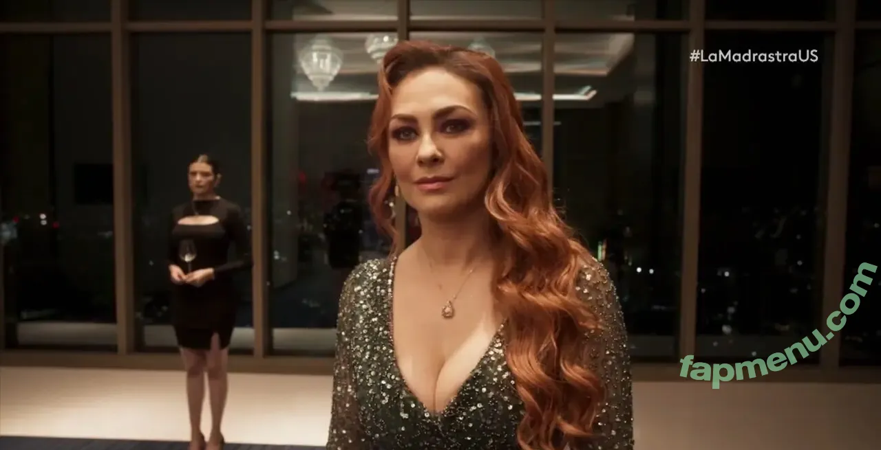 Aracely Arámbula nude photo #0010 (Aracely Arámbula)