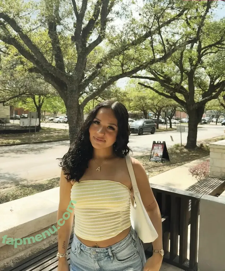 Aracelyanahiii nude photo #0002 (celysxoxo)