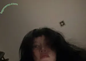 Aradaeyeee nude photo #0078