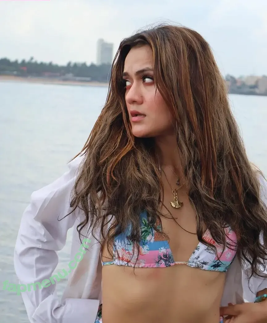 Araddhana R Sharma nude photo #0039 (aradhanasharmaofficial)
