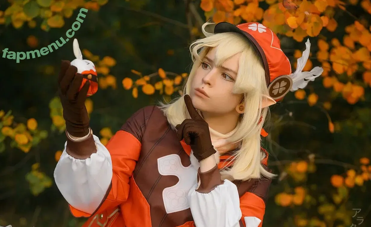 arahnaekb nude photo #0032 (chloe_glass_ / unkarab)