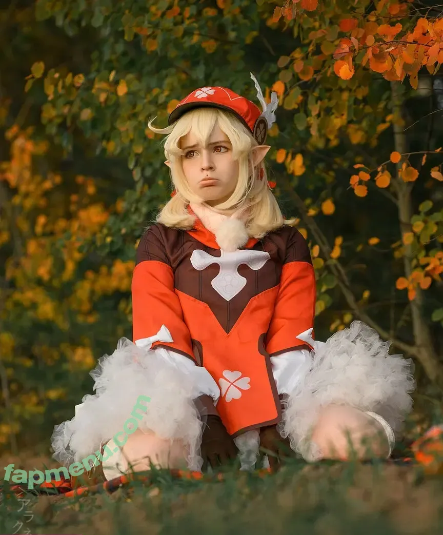 arahnaekb nude photo #0037 (chloe_glass_ / unkarab)