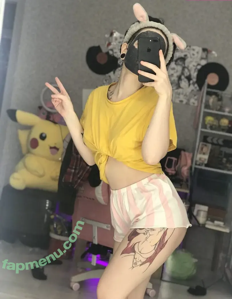 arahnaekb nude photo #0039 (chloe_glass_ / unkarab)