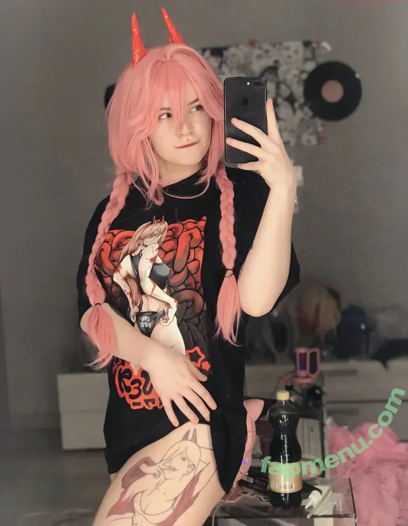arahnaekb nude photo #0086 (chloe_glass_ / unkarab)