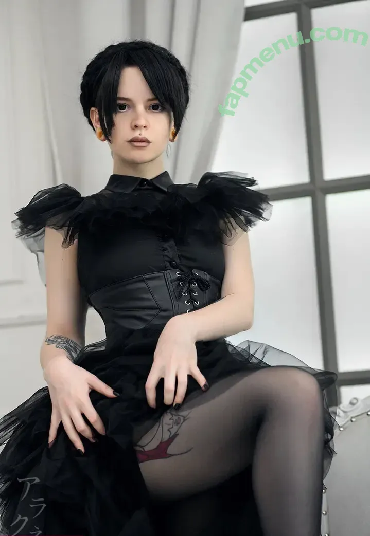 arahnaekb nude photo #0192 (chloe_glass_ / unkarab)