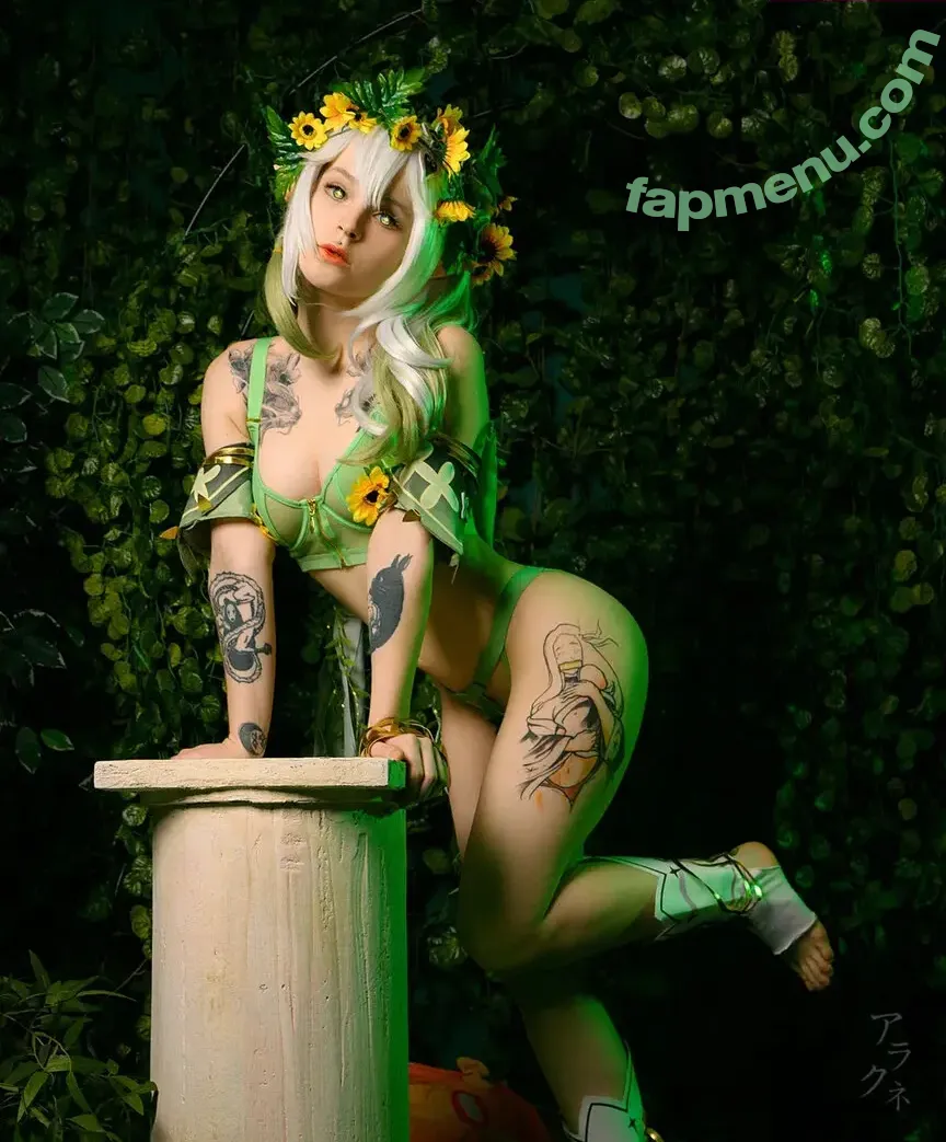 arahnaekb nude photo #0244 (chloe_glass_ / unkarab)