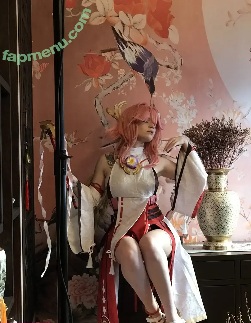 arahnaekb nude photo #0377 (chloe_glass_ / unkarab)