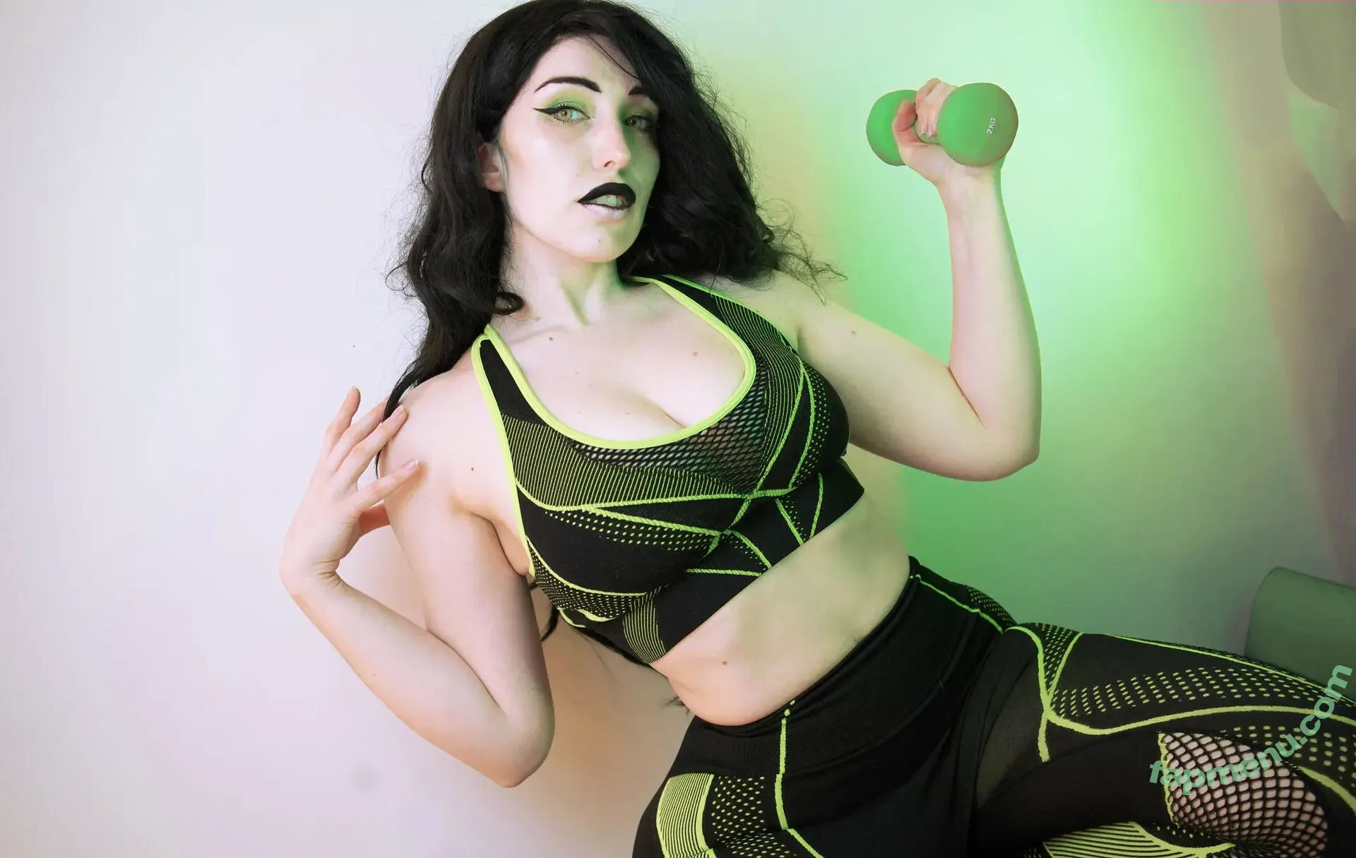 AraKamelia nude photo #0231 (araamelia096)