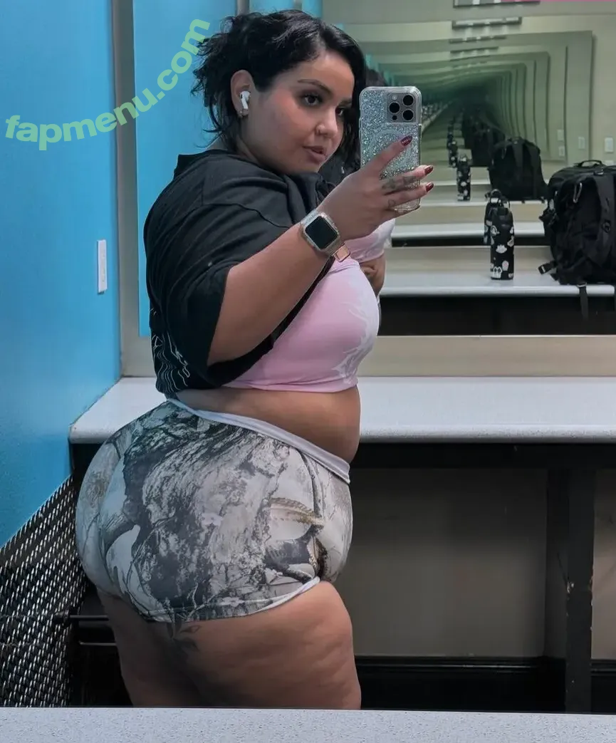 Arantxagovea nude photo #0001 (Arantxagovea)