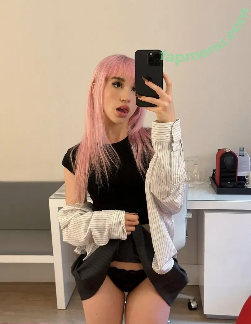 arapoppy nude photo #0011 (arapoppyy)