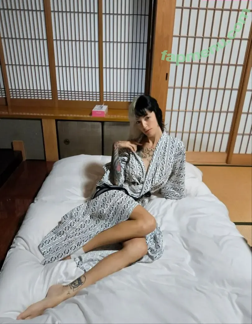 Ardens nude photo #0091 (Elena Barile / sonoardens)