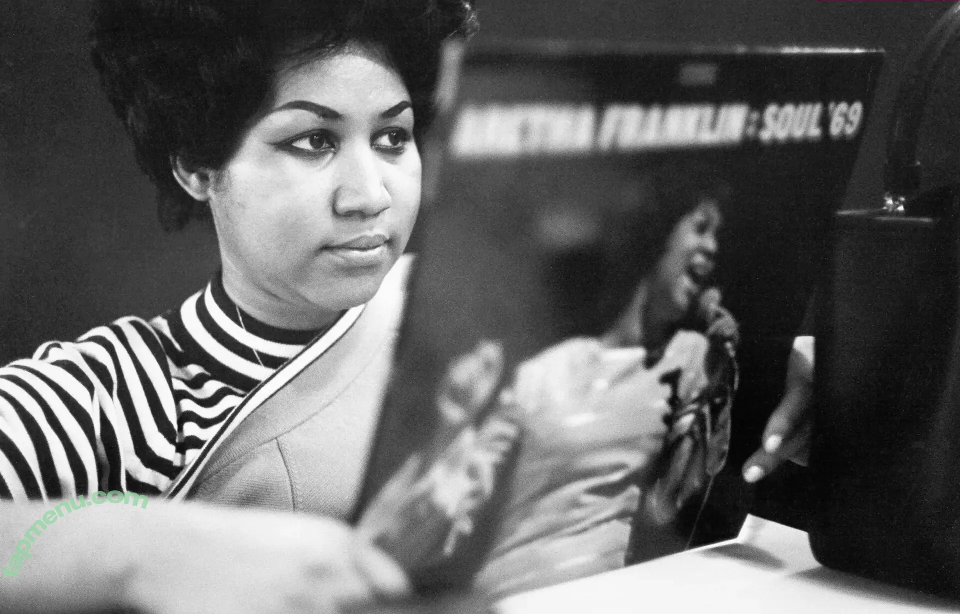 Aretha Franklin nude photo #0009 (Aretha Franklin)