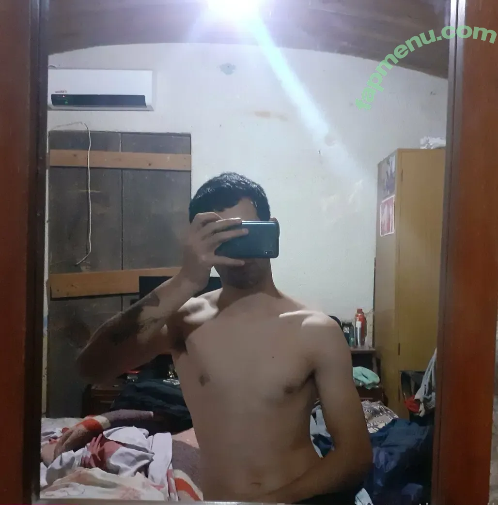 argentinepapii nude photo #0004 (valentinopapii)