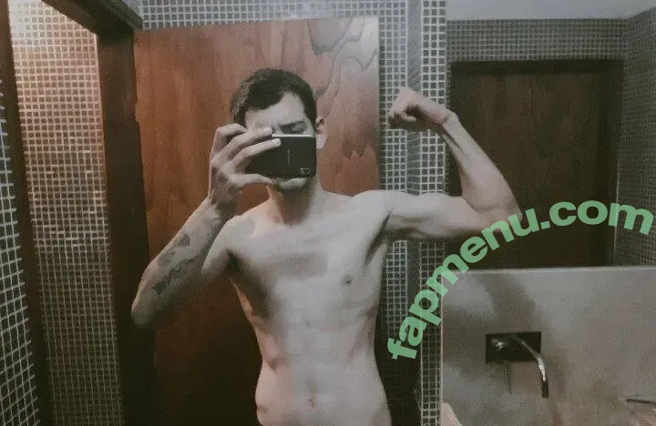 argentinepapii nude photo #0005 (valentinopapii)