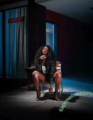 Ari Lennox / arilennox / freemello nude photo #0059