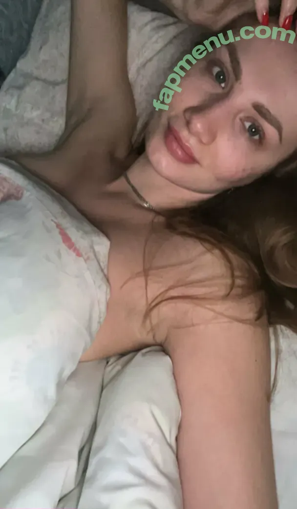 aria_blonde nude photo #0032 (messy.blonde)