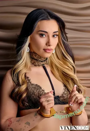 Aria Lee / arialeexxx / officialarieleex nude photo #0603