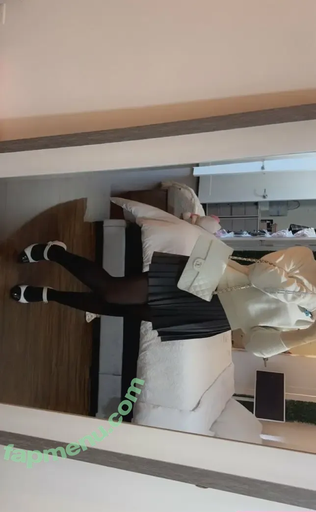 Aria.Lxv nude photo #0011 (Aria Live / Aria.bunny / Bunniixo / xloveariax)