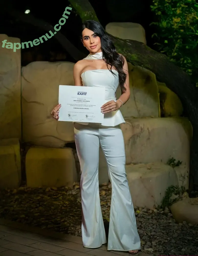 Aria Ramirez nude photo #0056 (ariaramirezr)