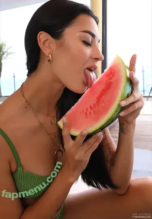 Aria Star / Victoria Mur / ariastaroffcial / ariastarofficial nude photo #0079