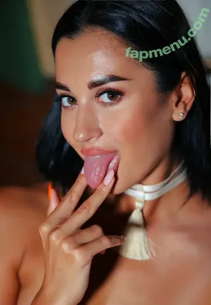 Aria Star / Victoria Mur / ariastaroffcial / ariastarofficial nude photo #0824