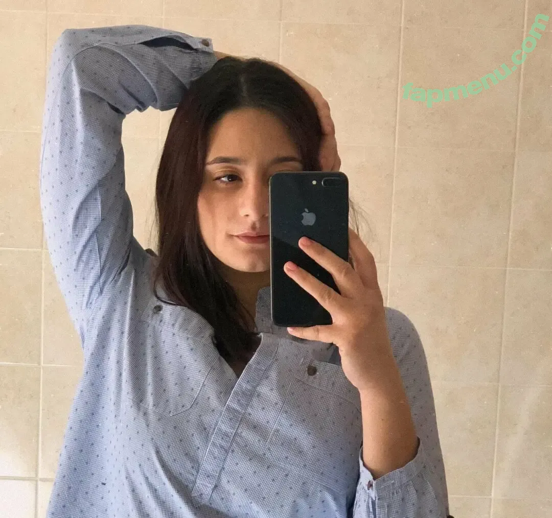 ariana nude photo #0032 (Arianalogia____ / arianagrande / arianamarie)