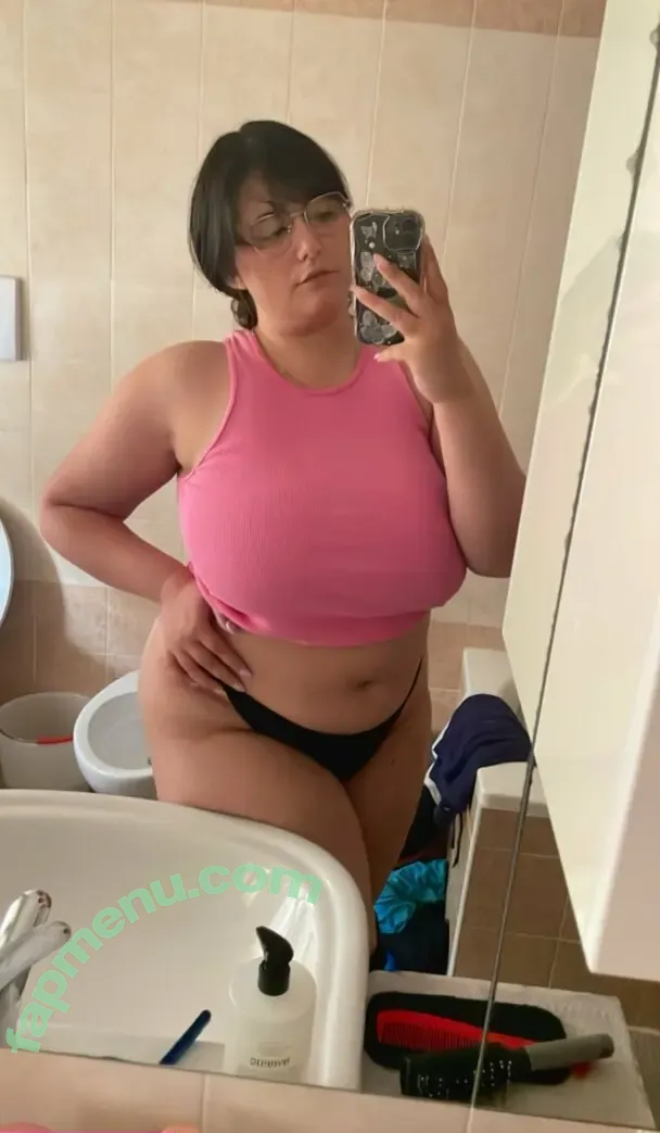 ariana nude photo #0065 (Arianalogia____ / arianagrande / arianamarie)