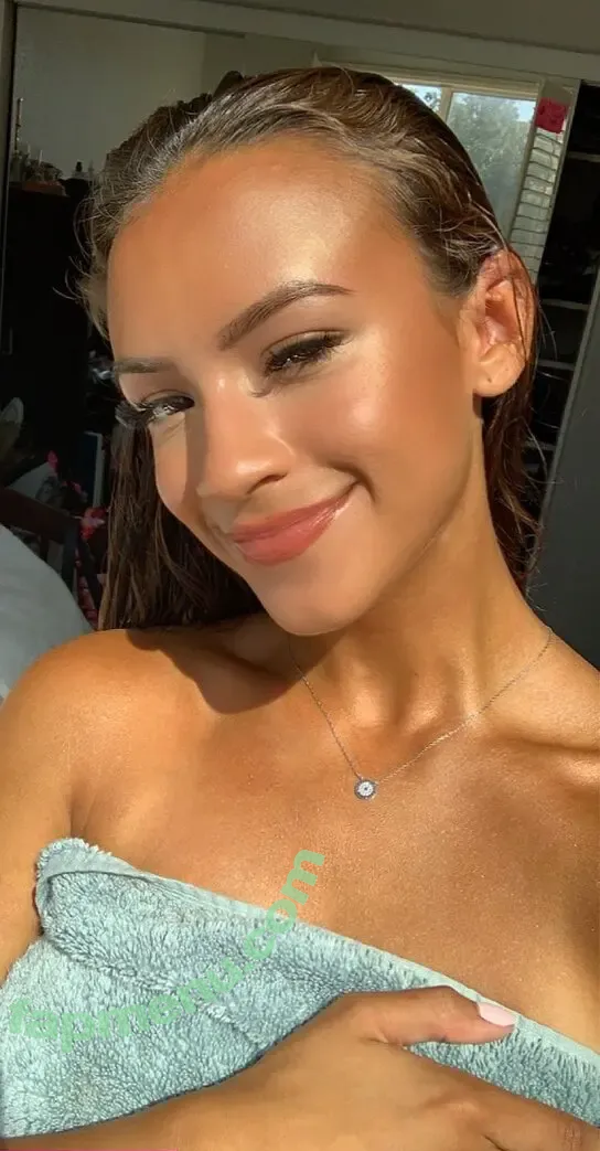 Ariana Barrett nude photo #0012 (arianaabarrett)