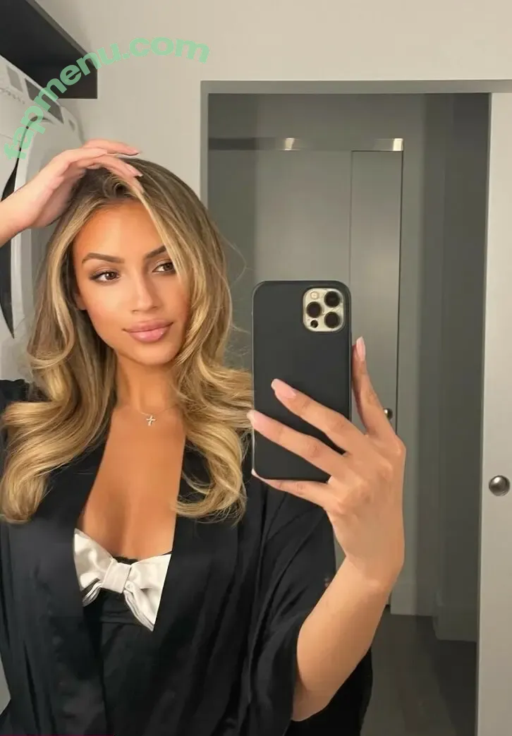 Ariana Barrett nude photo #0037 (arianaabarrett)