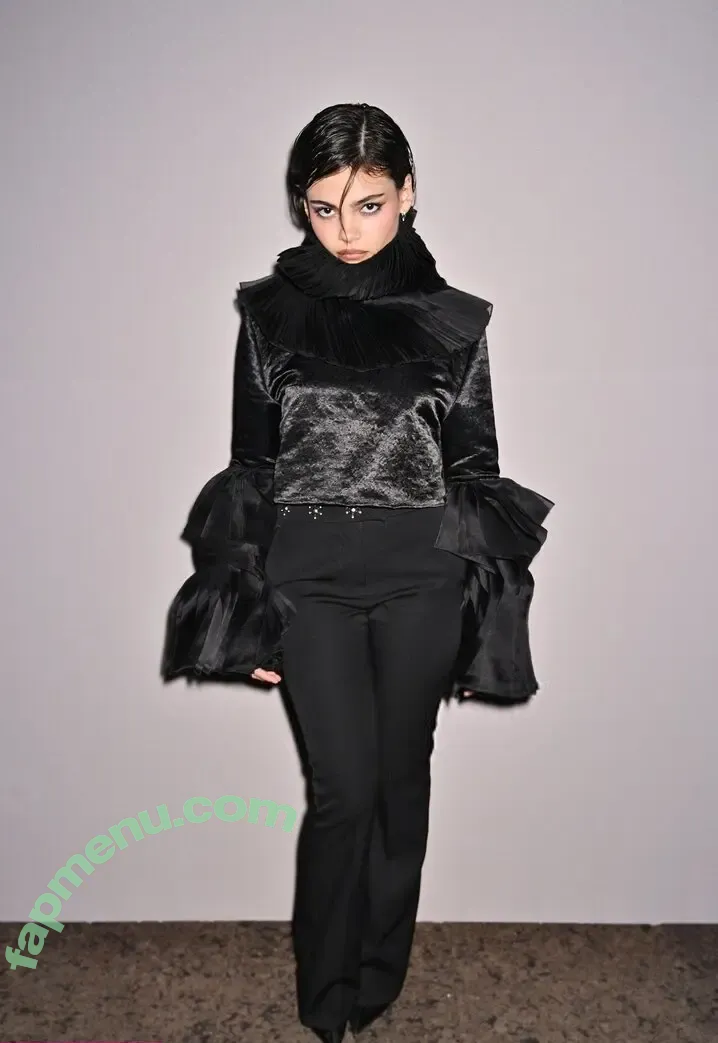 Ariana Greenblatt nude photo #0210 (ariana_greenblatt)