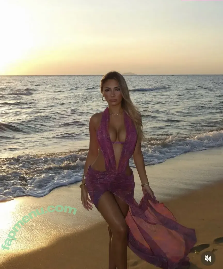 Ariana Ruiz nude photo #0007 (Ariana__Ruiz / aarianaruizz / ariluvz95)