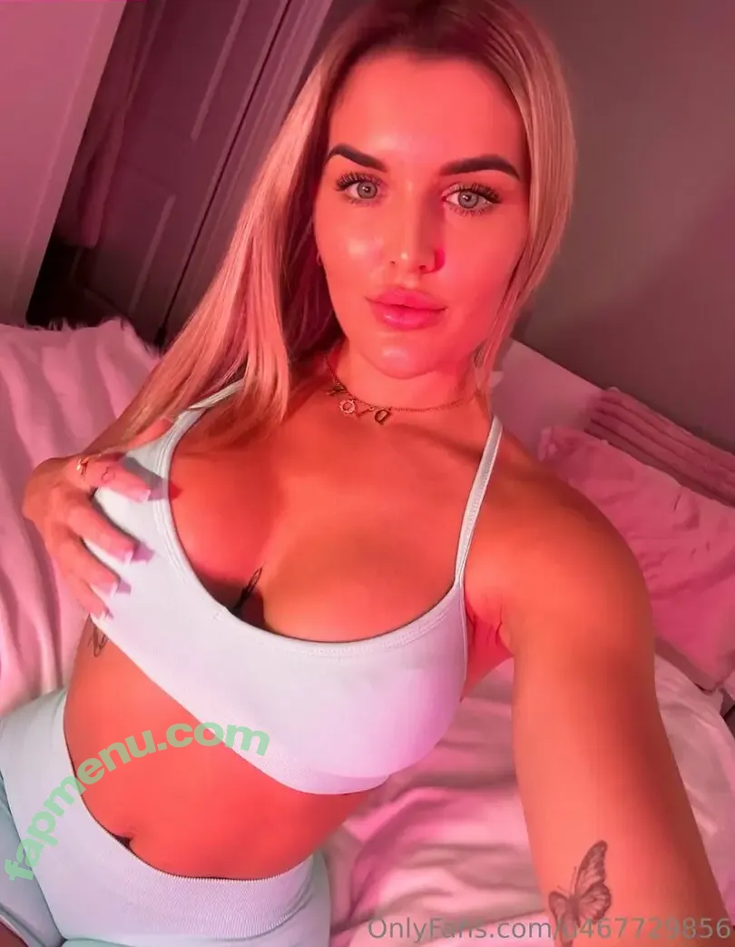 arianaextra nude photo #0038 (arianaxtra)