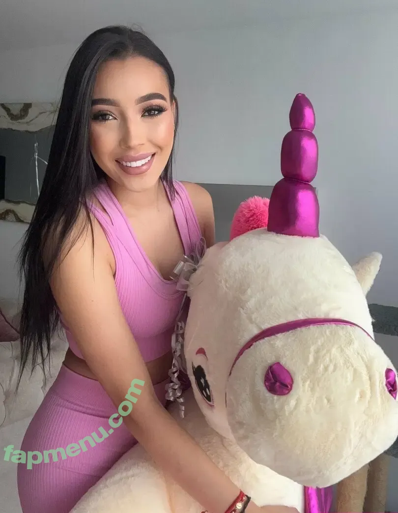arianavargas nude photo #0209 (arianavargas)
