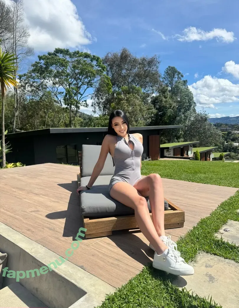 arianavargas nude photo #0215 (arianavargas)