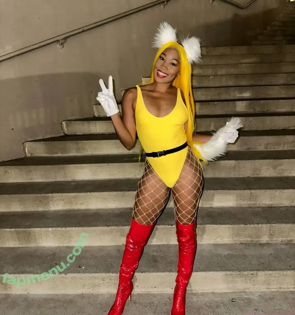 Ariane Andrew nude photo #0136 (Cameron / andresjamess / arianeandrew)