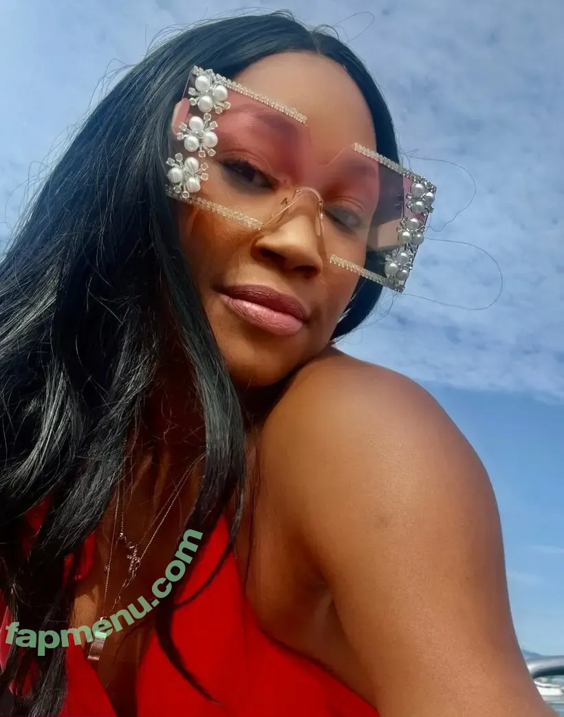 Ariane Andrew nude photo #0141 (Cameron / andresjamess / arianeandrew)