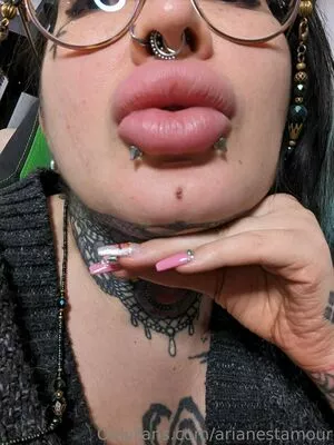 Ariane Saint Amour / ariane_st.amour nude photo #1753