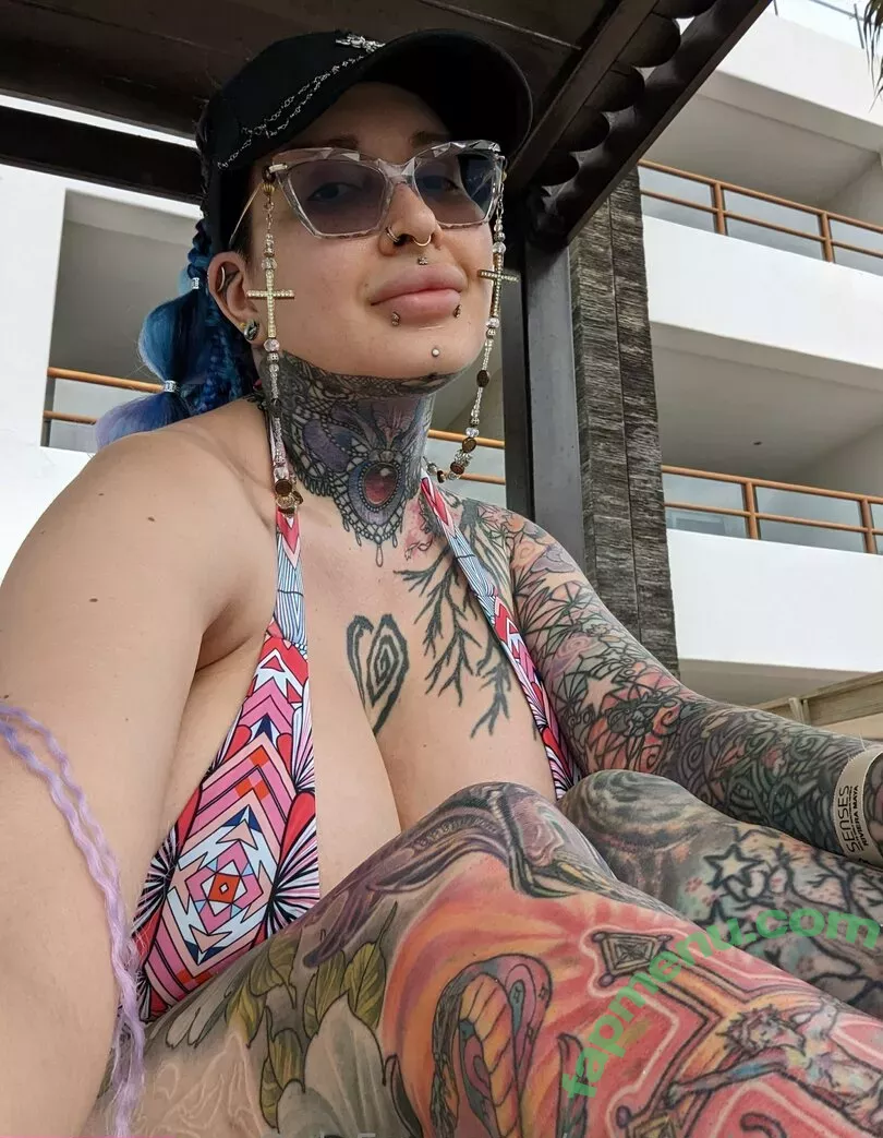 Ariane Saint Amour nude photo #1615 (ariane_st.amour)