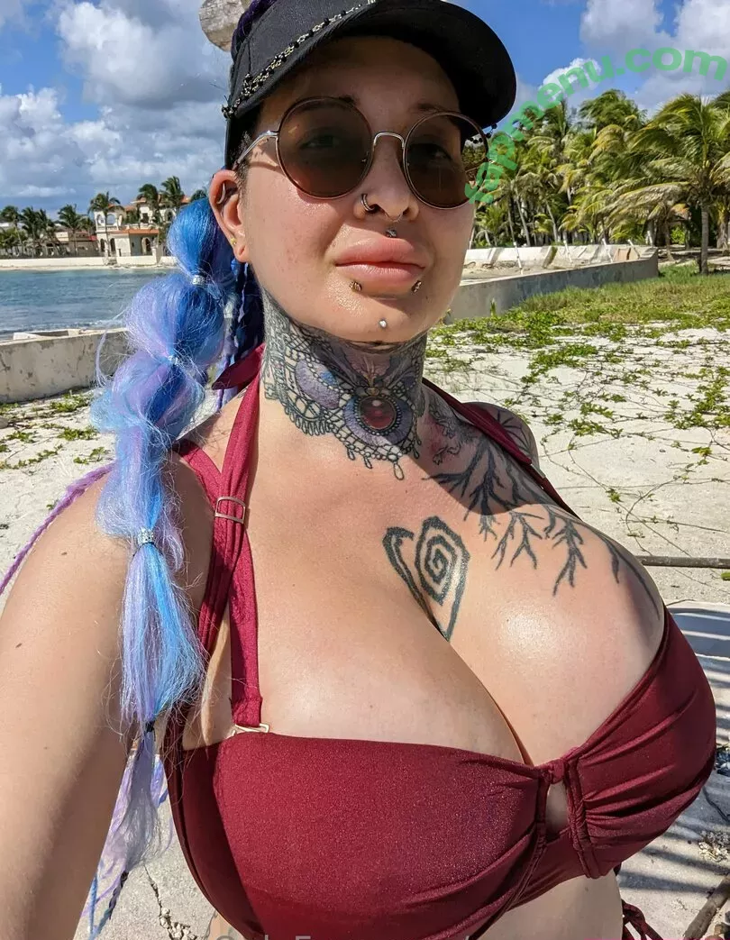 Ariane Saint Amour nude photo #1629 (ariane_st.amour)