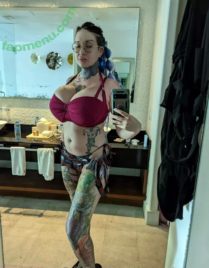 Ariane Saint Amour nude photo #1643 (ariane_st.amour)