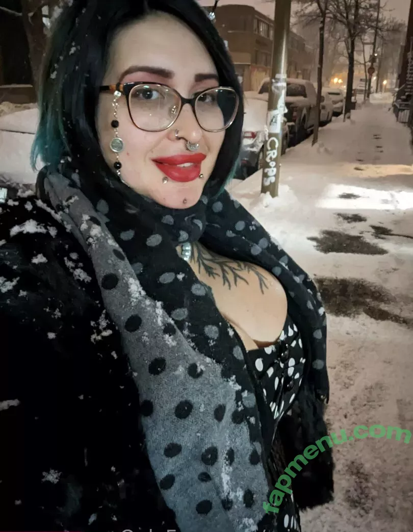 Ariane Saint Amour nude photo #1665 (ariane_st.amour)