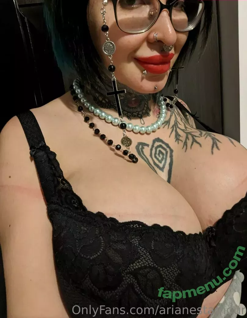 Ariane Saint Amour nude photo #1666 (ariane_st.amour)