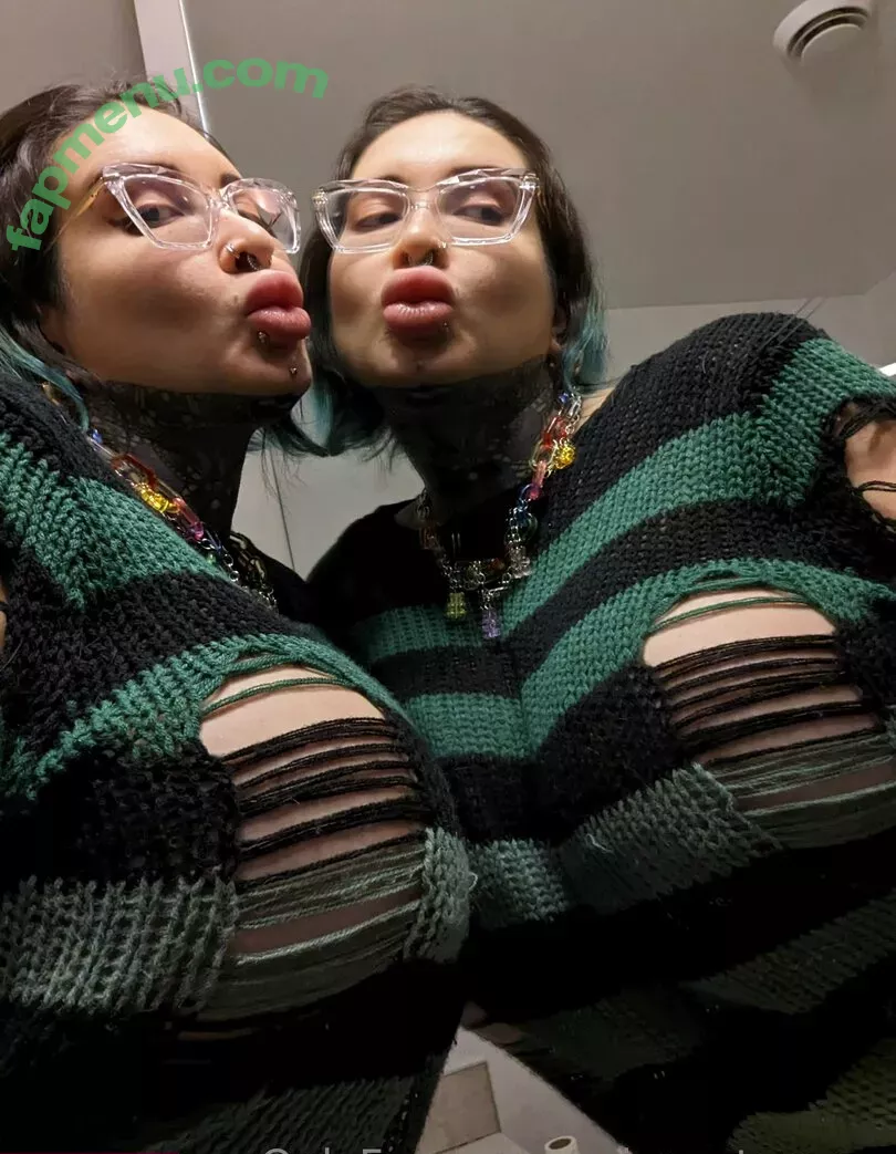 Ariane Saint Amour nude photo #1705 (ariane_st.amour)