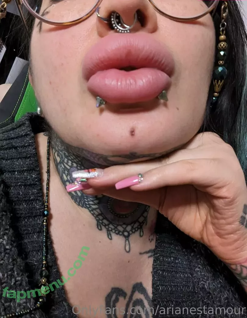 Ariane Saint Amour nude photo #1753 (ariane_st.amour)